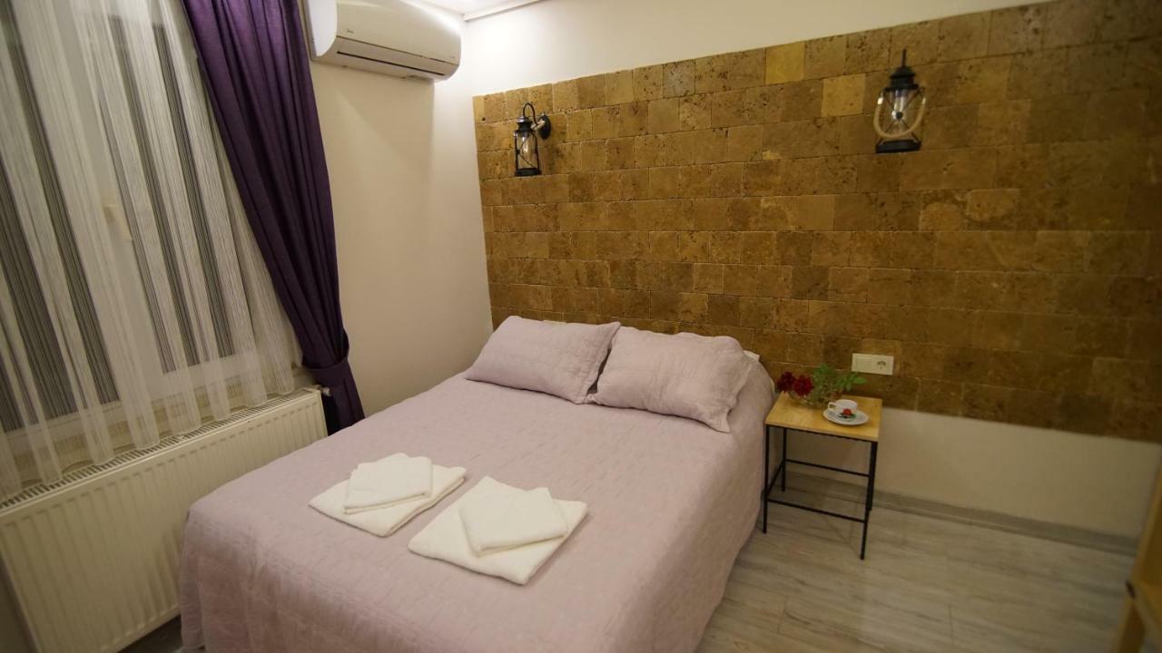 Castle Nolana Hotel Geredeli Ngoại thất bức ảnh