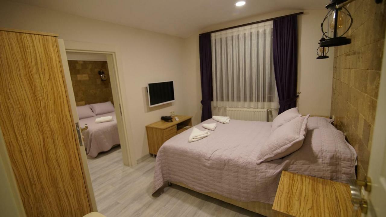 Castle Nolana Hotel Geredeli Ngoại thất bức ảnh